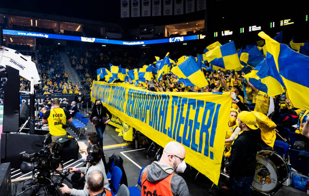 山东队在外 山东队在外