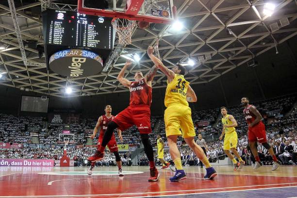 但在他本人 但在他本人