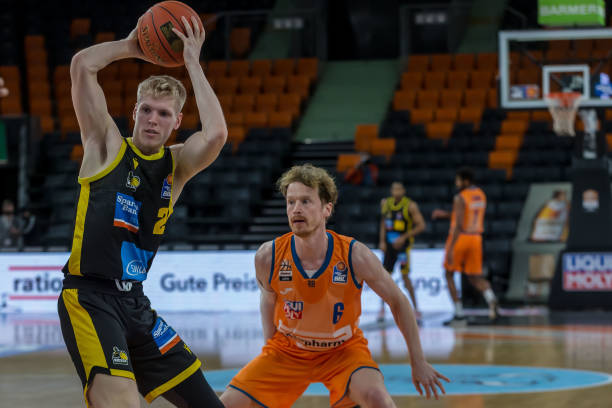 消息人士 消息人士